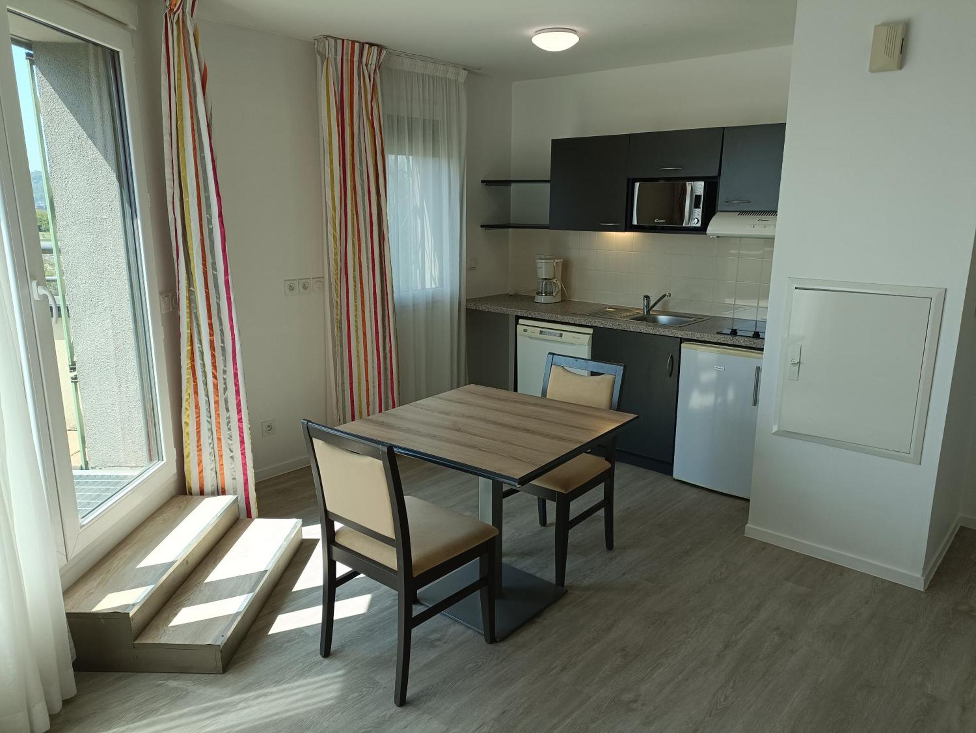 Terres De France - Appart Hotel Rouen Flaubert Zewnętrze zdjęcie